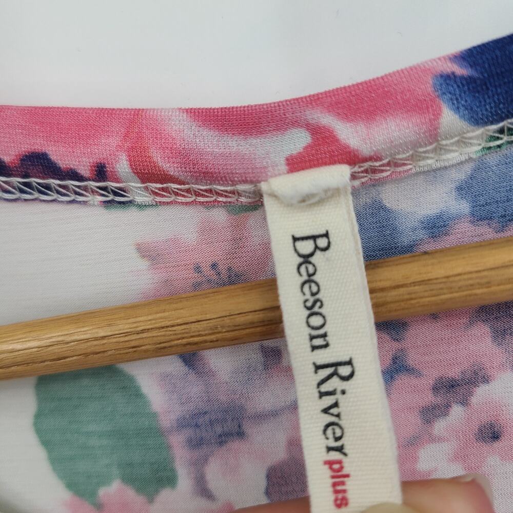Beeson River Plus Top White Pink Floral Bell Sleeve Boho Cottagecore Size 3X - Picture 3 of 8